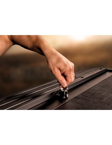 Tapa Retráctil Manual SERIE M CHEVROLET...