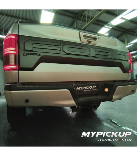MOLDURA PORTALÓN RAPTOR STYLE FORD F150 2018-2020 MP