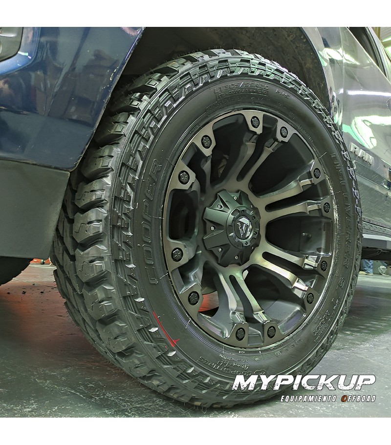 Neumático Cooper Discoverer ST MAXX LT 305/55R20